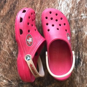 49ers crocs